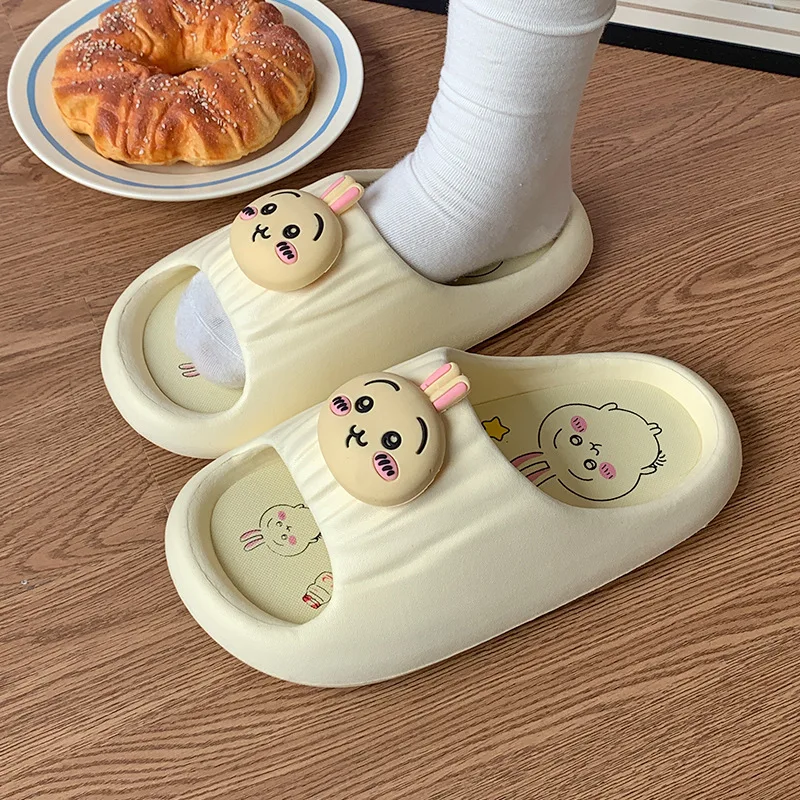 Nuevas Pantuflas Chiikawa para Mujer, de Verano, para Usar en Exteriores, con Diseño de Corazón, Suela Suave, Antideslizantes, para el Hogar, Hachiware, Usagi, Sandalias de Interior