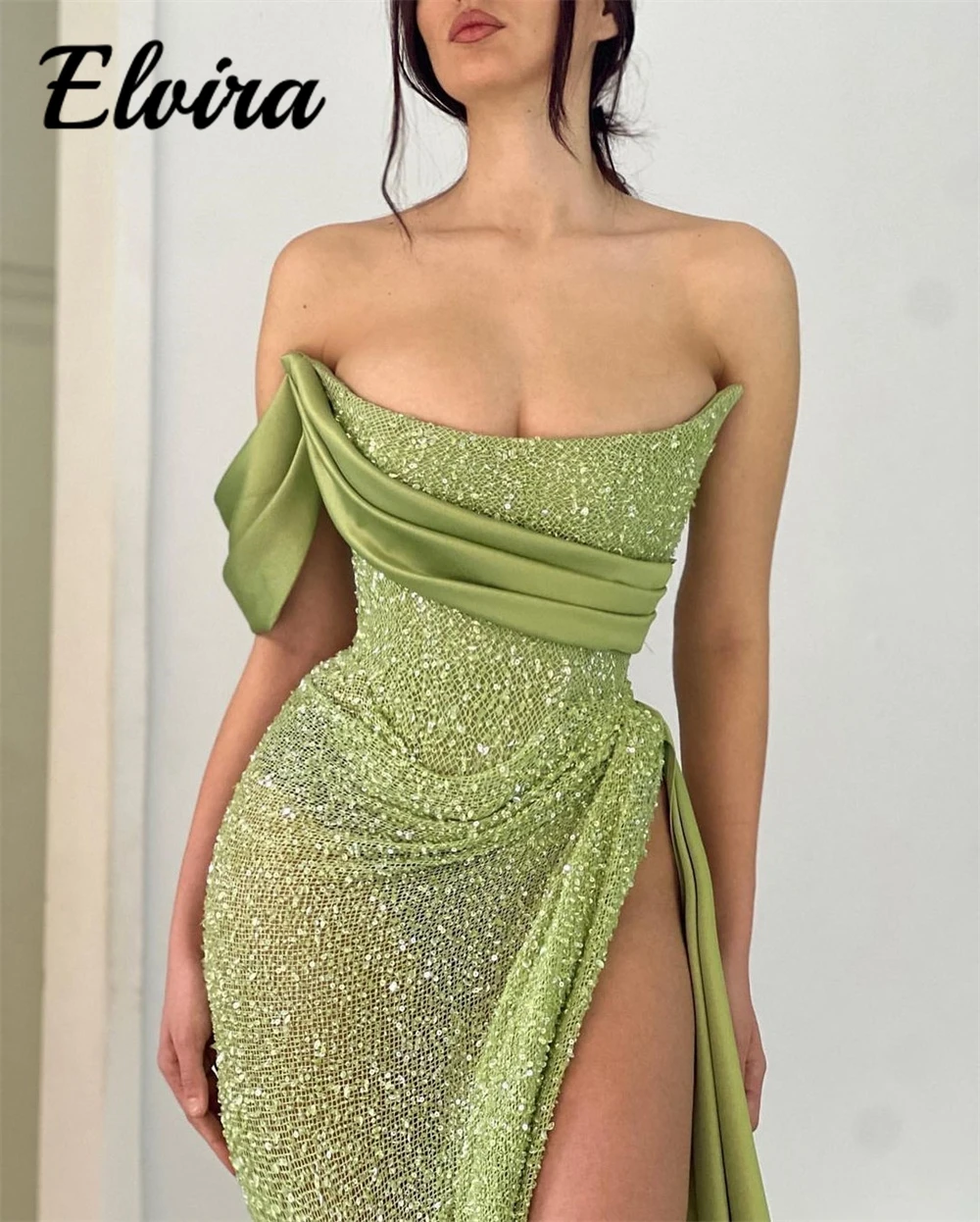 Customized Simple Strapless High Slit Sequined Straight Women Prom Dresses Sleeveless Floor-Length Sweep Train Evening Gowns