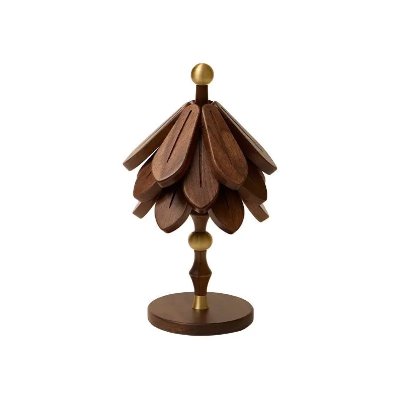 

Black walnut creative placemat High temperature resistant restaurant light luxury high-end
