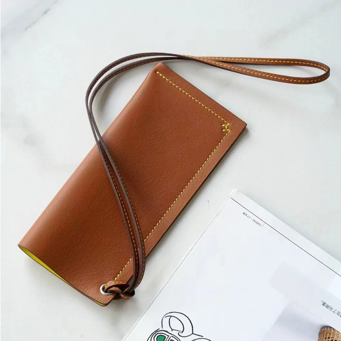 Estojo de óculos de couro genuíno, bolsa de óculos, linha de cera, costura, bolsa de moda, pingente, acessório, cor contrastante, simples, novo