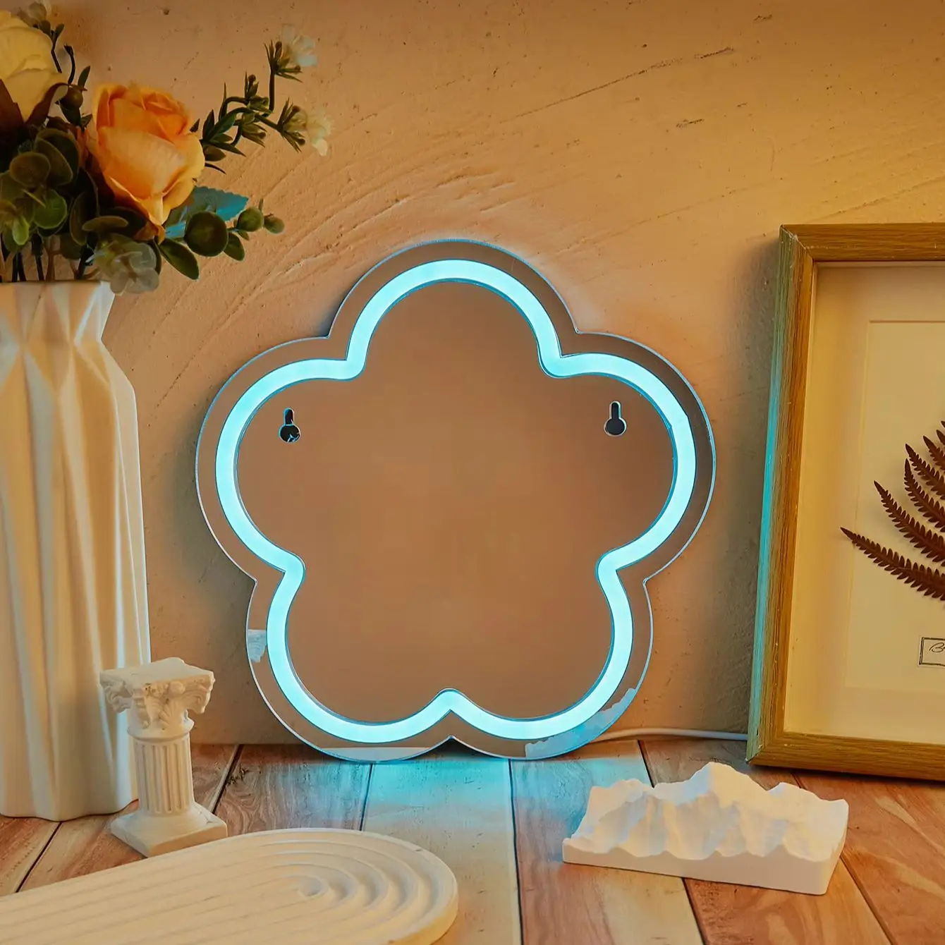luminaria-de-parede-3d-com-design-de-flor-em-neon-alimentada-por-usb-ideal-para-decoracao-de-quartos-e-salas-de-estar-com-efeito-de-espelho-e-luz-noturna
