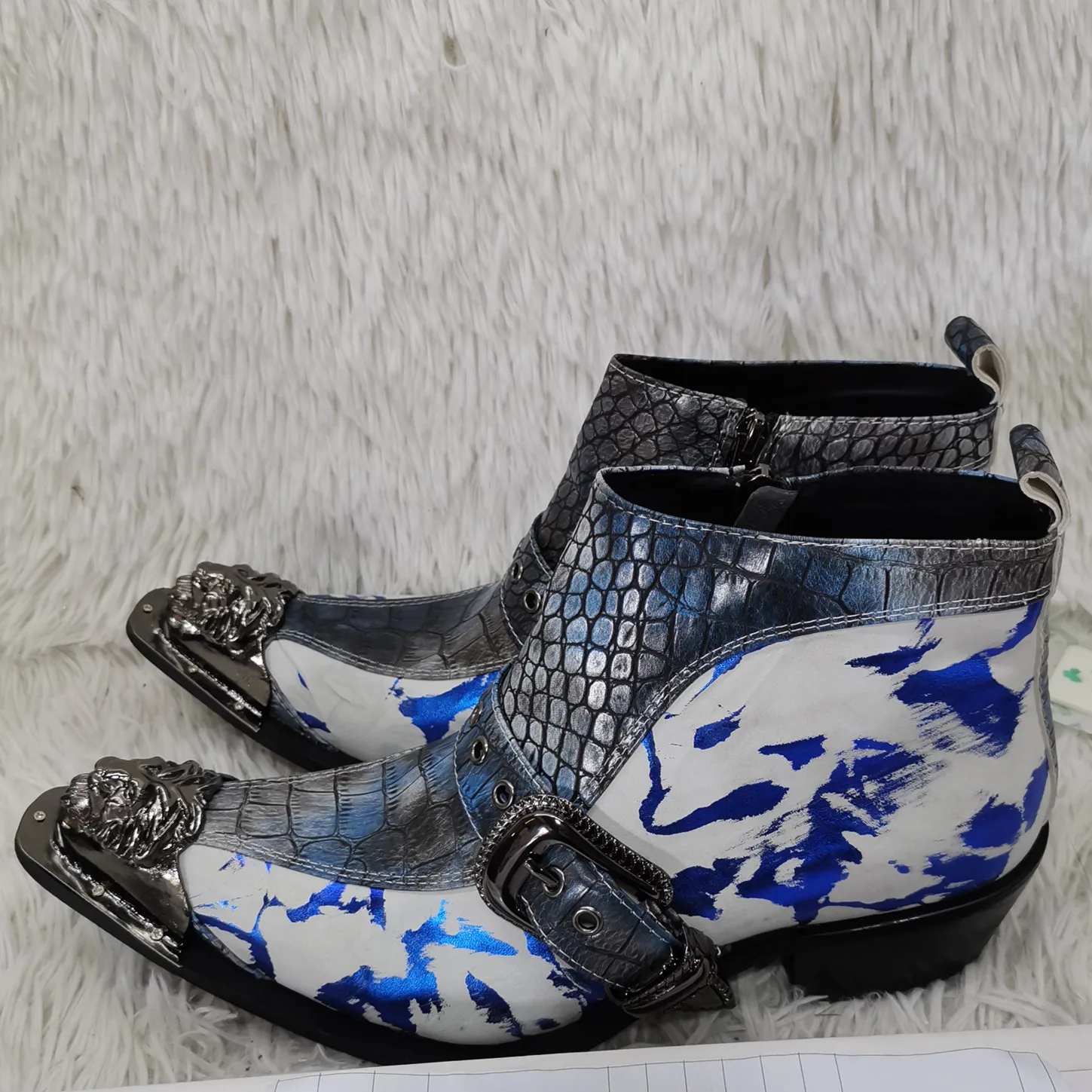 

Fashion High Heel Western Cowboy Boots for Men Metal Pointed Toe Belt Buckle Rivet Chelsea Boots Mixed Color Male Leisure Shoes