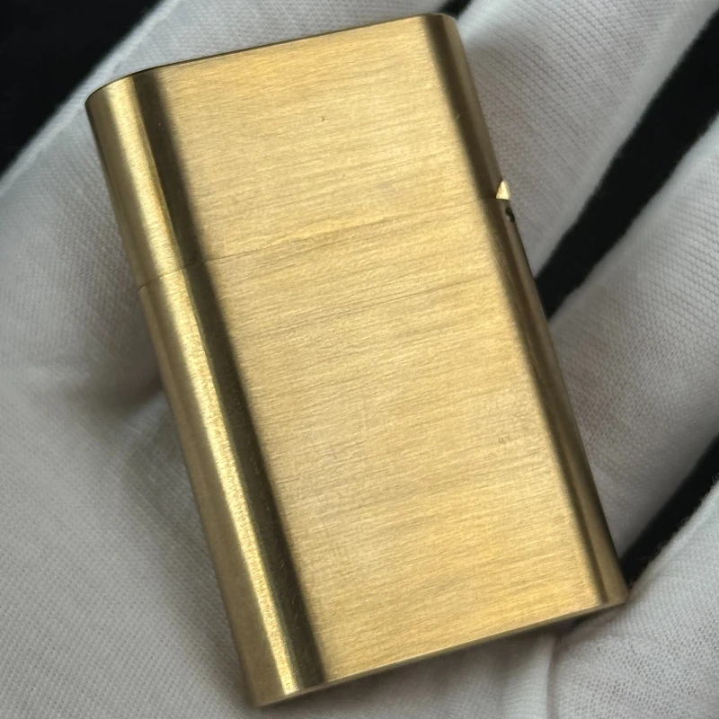 

Узкая версия из чистой латуни с ЧПУ, тонкая масляная зажигалка, шлифовальный круг, винтажная креативная мужская коллекция подарков ручной работы