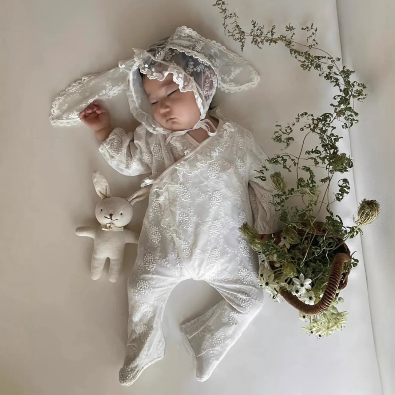 2026-spring-new-baby-girl-long-sleeve-lace-romper-hat-2pcs-set-cute-newborn-photography-clothes-infant-girl-princess-jumpsuit