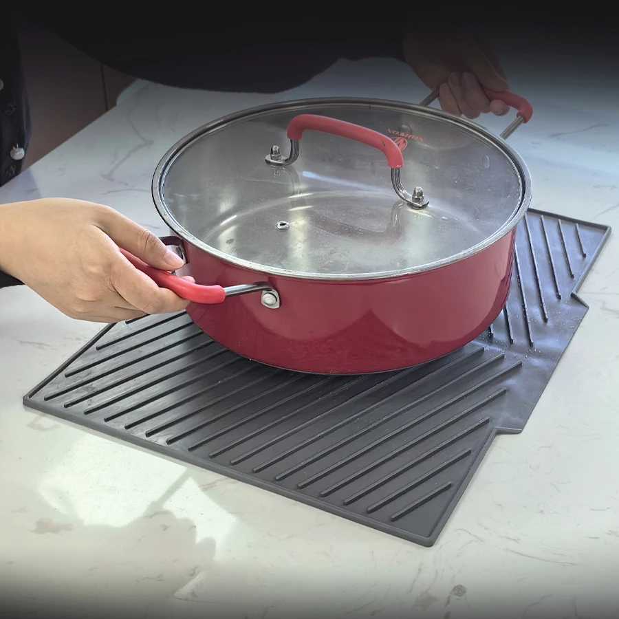 1PC heat insulation mat table silicone drain mat non-slip thickening multi-functional high temperature and anti-hot mat pan mat