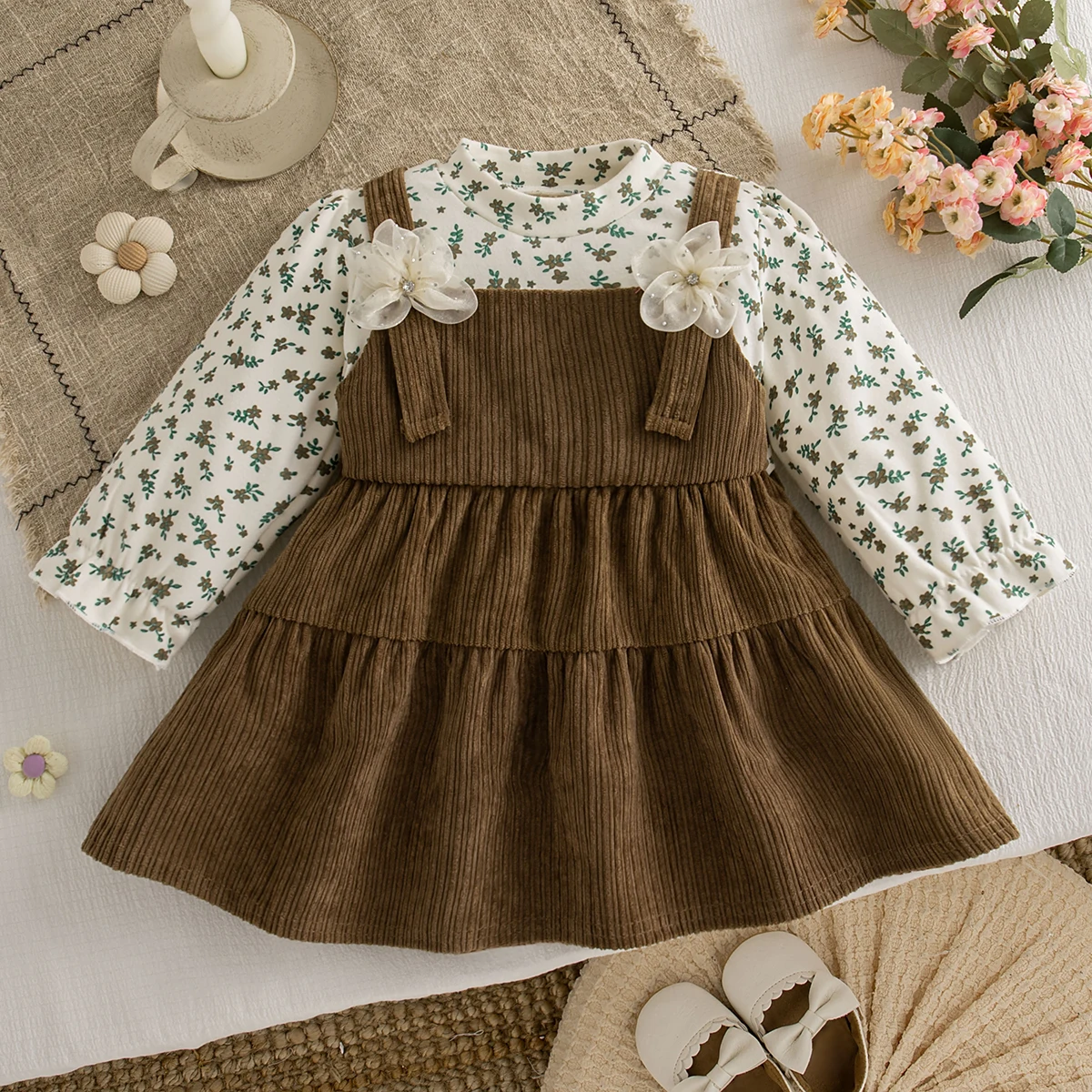 Casual And Fashionable Baby Girl Dress Autumn/Winter New Sweet Floral Long Sleeved Girls' Daily Outdoor Wear Baby Clothing
