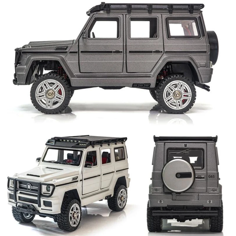 Ganze Autolichter Offene Tür Professionelles RC-LKW-Modell 1:24 Full Scale 4WD-Bremsfunktion Simulation Innen MINI RC-Autospielzeug