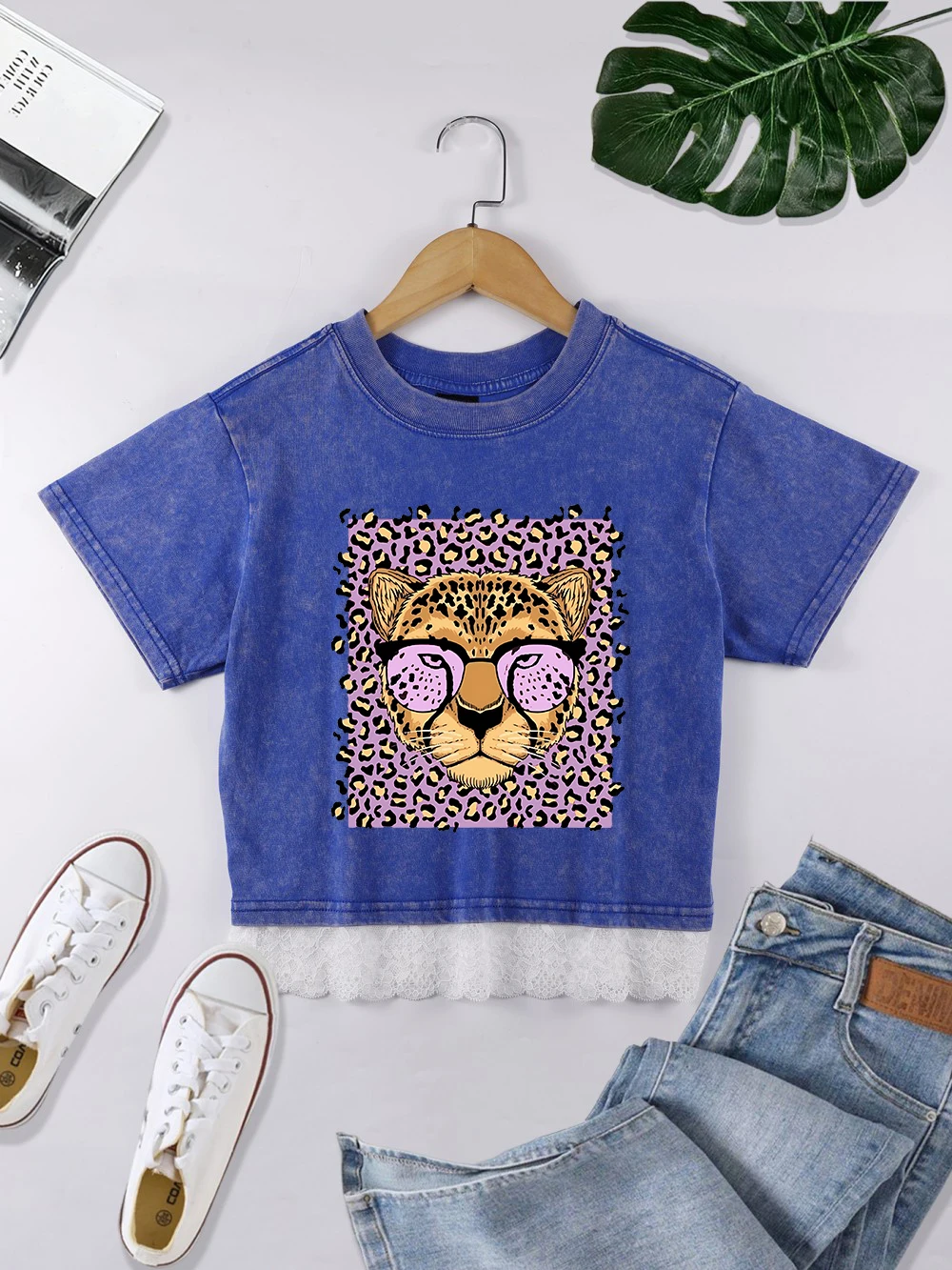 

Хлопковые стираные футболки с леопардовым принтом и героями мультфильмов, трендовые летние укороченные топы с кружевным подолом, повседневная одежда с круглым вырезом и короткими рукавами