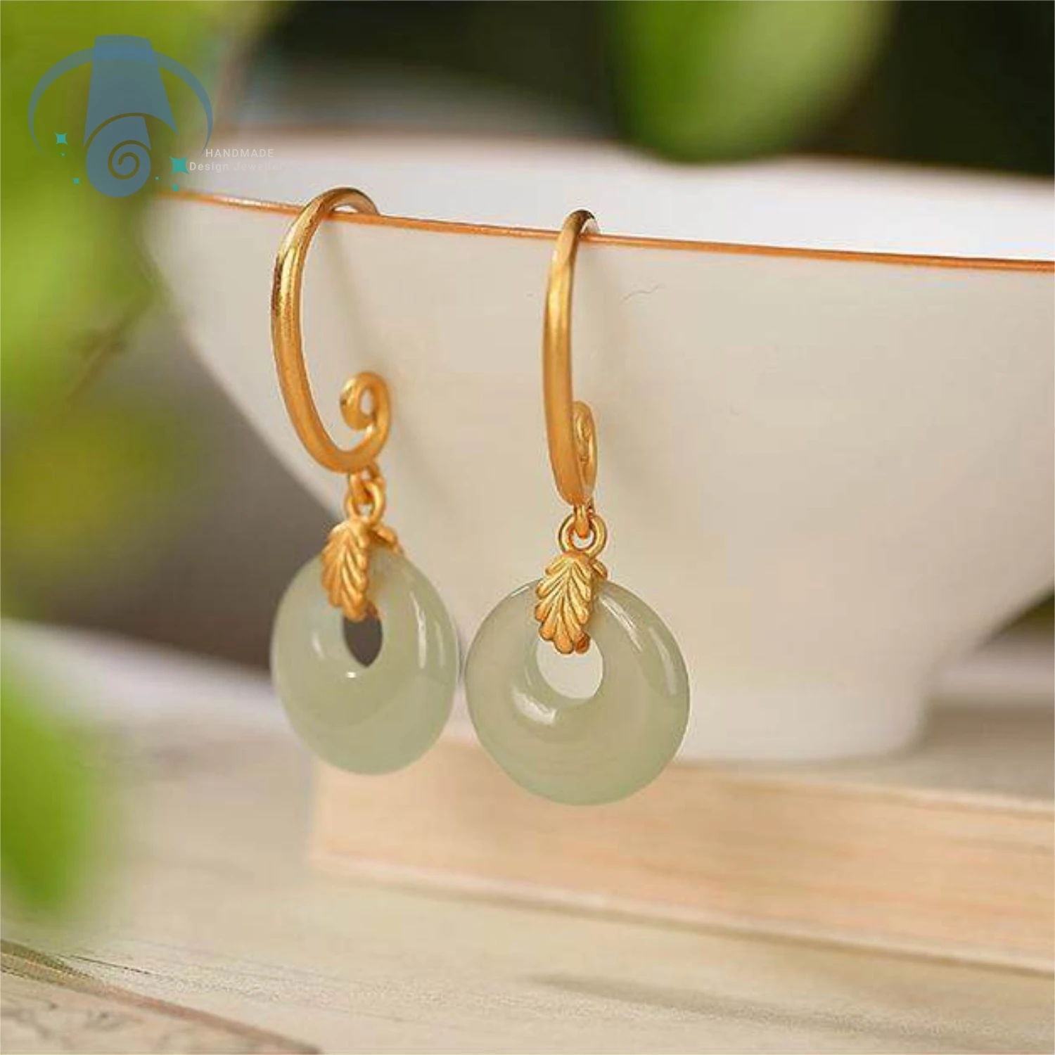 

Серьги-кольца премиум-класса Ping An Kou, имитация зеленого нефрита Hetian, позолоченные, элегантные, минималистичные, висячие серьги в стиле ретро для женщин