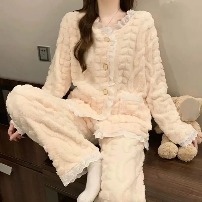 

NEW coral fleece leisure wear autumn and winter kawaii sweet lace thicken keep warm pajamas Loungewear set dopamine new style