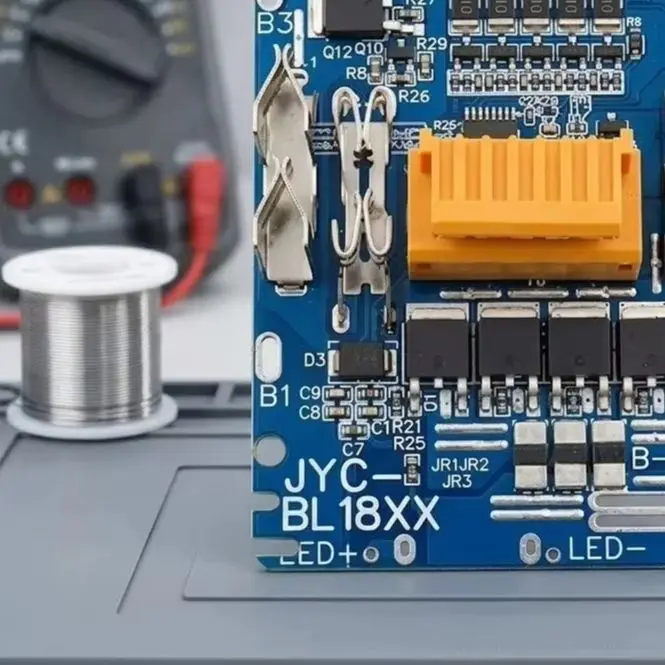 1Pcs 18V Battery Protection Board Module With Balance For 5S 21700 Lithium Battery Protection Board With LED Status Indicators