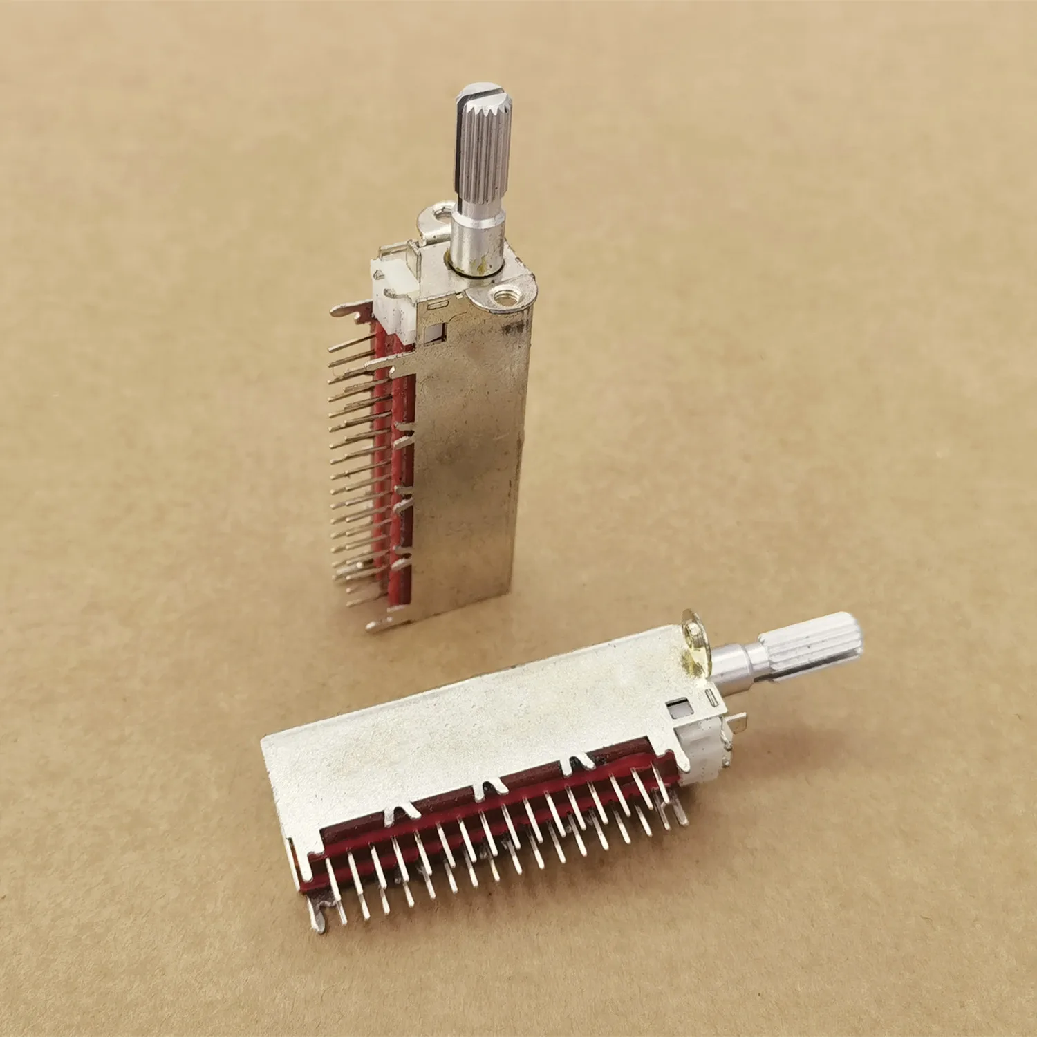 Original New 100% Band Switch 32Pin Rotate 5-Times 6Gear Shaft Handle Length 20MM Double Row 2*16 Shift Switch