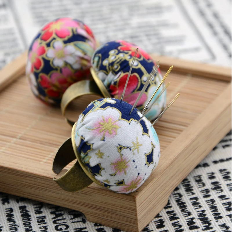 Ball Shaped Embroidery Needle Insert Ring Needle Pin ​Cushion Holder DIY Cross Stitch Tool Ring Insert Sewing Kit Pincushions