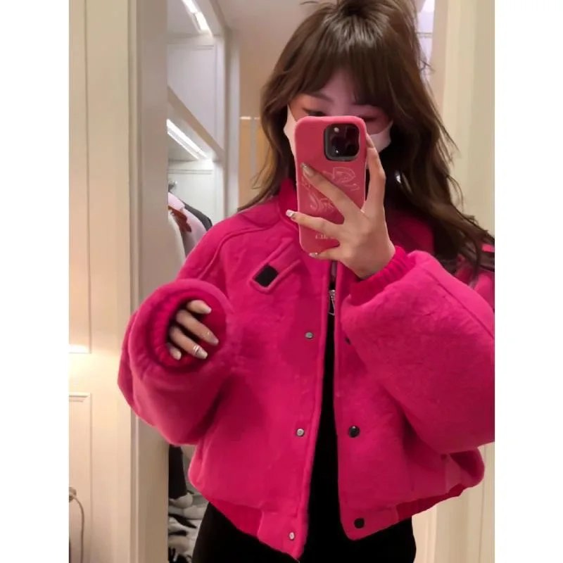เสื้อแจ็คเก็ตสั้นผู้หญิงสำหรับฤดูใบไม้ร่วงและฤดูหนาว แฟชั่นสไตล์เกาหลี ตกแต่งผ้าขนแกะ แขนยาว สวมใส่สบาย