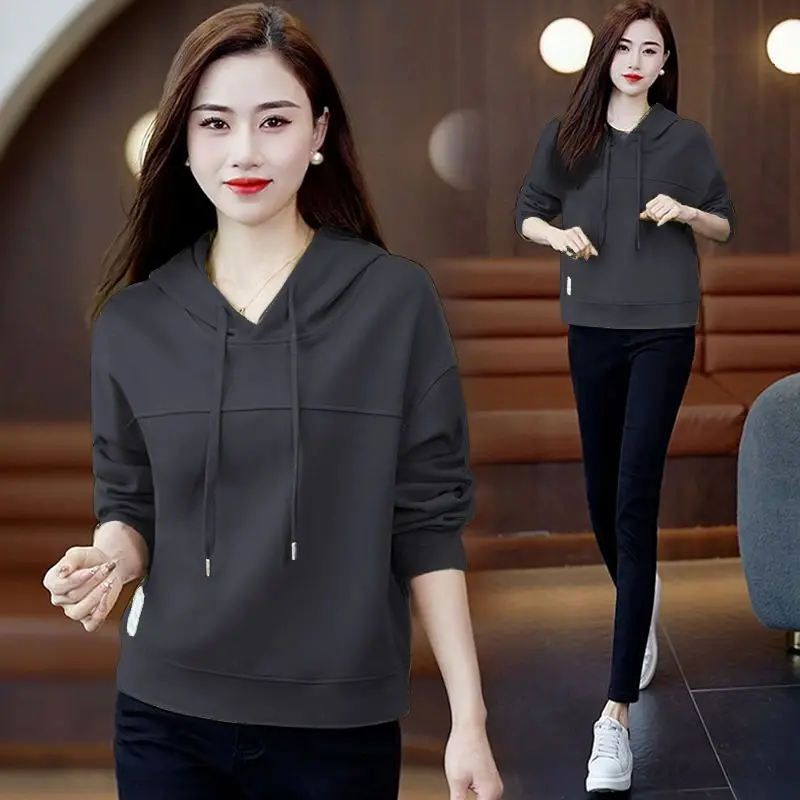 

Long Sleeved Hooded Sweatshirt Women's Korean Version New Loose and Stylish Casual Versatile Thin Top