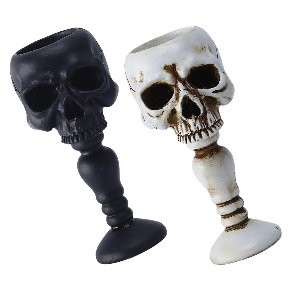 

2Pcs Resin Skull Holders Unique Skull Head Candlestick Halloween Home Decor Standing Stand Creative Gift