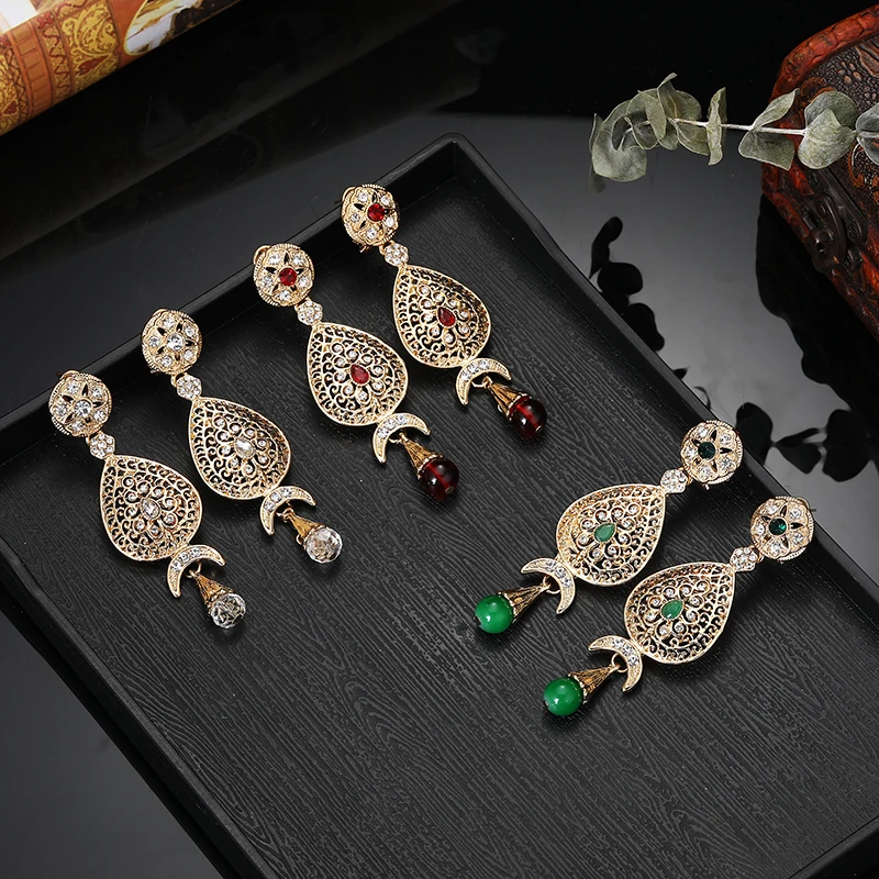 Vintage Hollow Filigree Long Dangle Earrings Rhinestone Bead Tassel Gold Tone Dubai Moroccan Bridal Wedding Drop Earrings