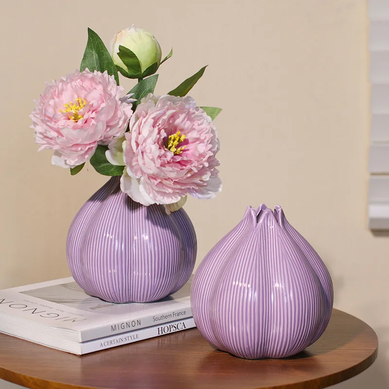 Modern Ins Creative Onion Ceramic Vase Advanced Sense Garlic Flower Arrangement Hydroponic Desktop Decoration Ornament