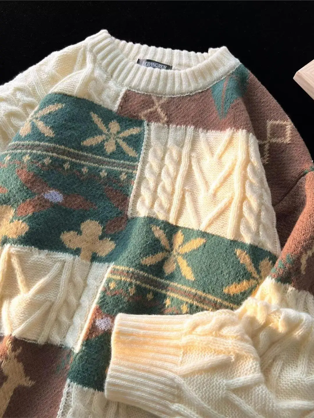 

Осенне-зимний трикотажный джемпер с цветочным принтом, круглый вырез, повседневный свободный крой, унисекс, винтажный стиль, с длинным рукавом, термотоп, уличная одежда, универсальный.