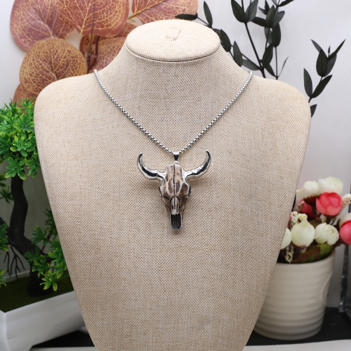 Natural Stone Pendant Necklace Cattle Head Quartz Golden Silvery Link Chain Healing Crystals Stone Charms Necklaces For Women