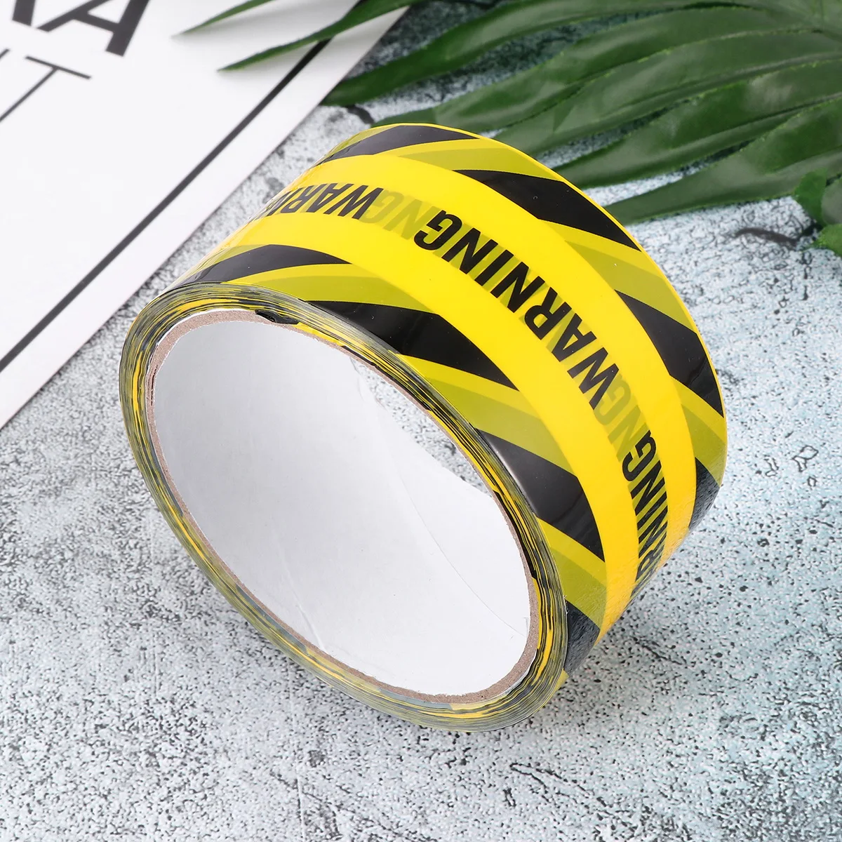 Рисунок 6 - Предупреждающая лента Светоотражающая