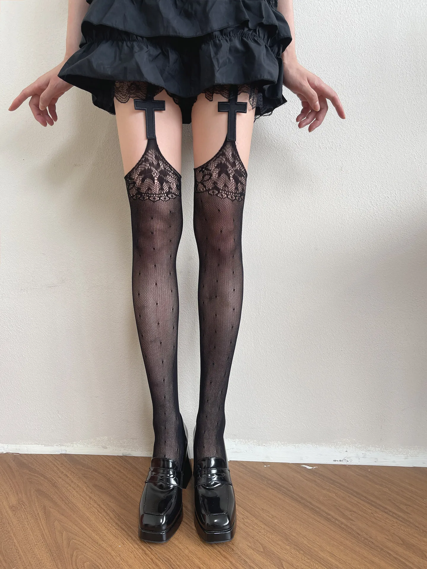 Japanese spring and autumn new sweet cool dark gothic leggings y2k subculture girl spice girl lace suspender leggings for women