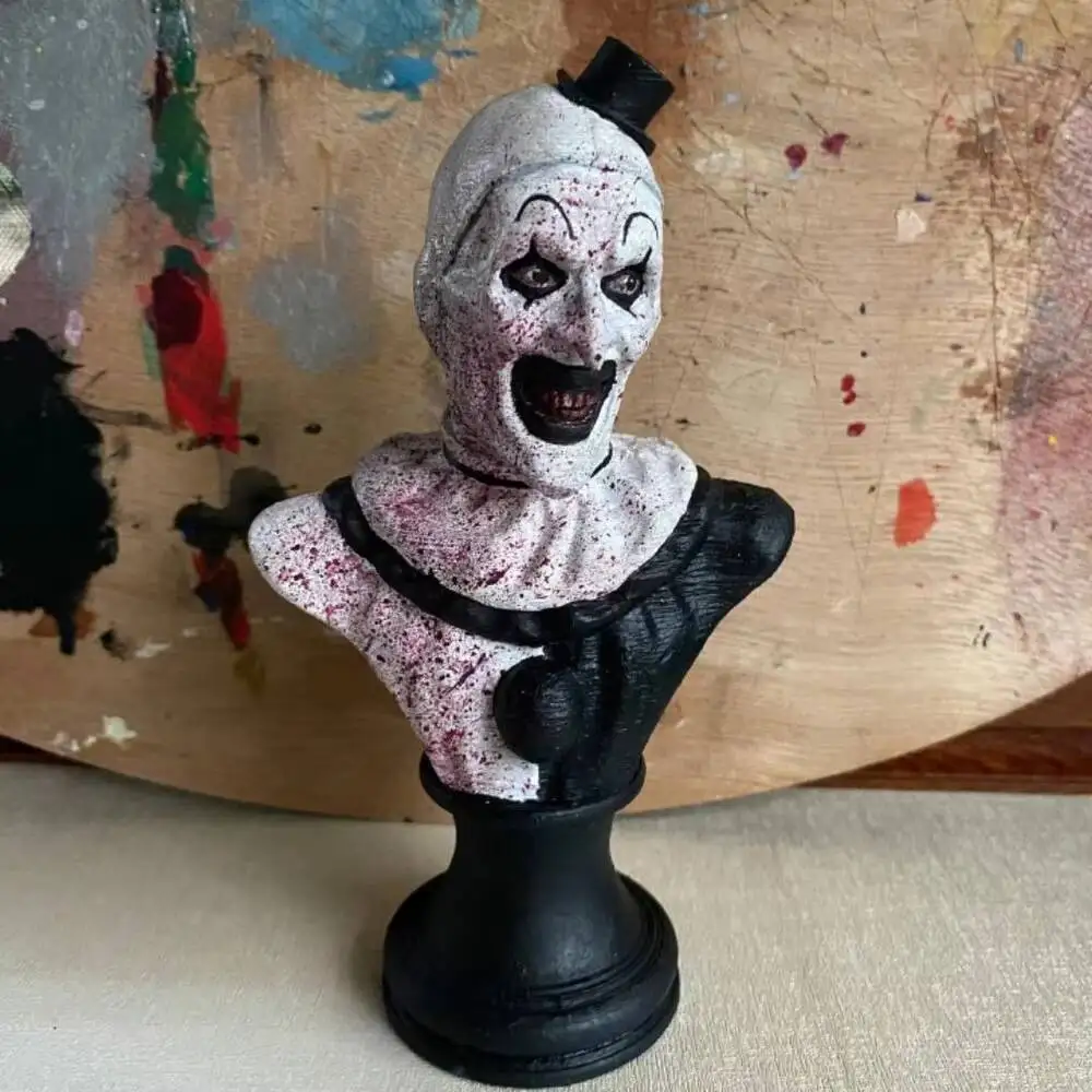 

Horror Broken Clown Resin Bust Statue for Halloween Creepy Home Decor Gothic Party Craft Scary Atmosphere Decoration