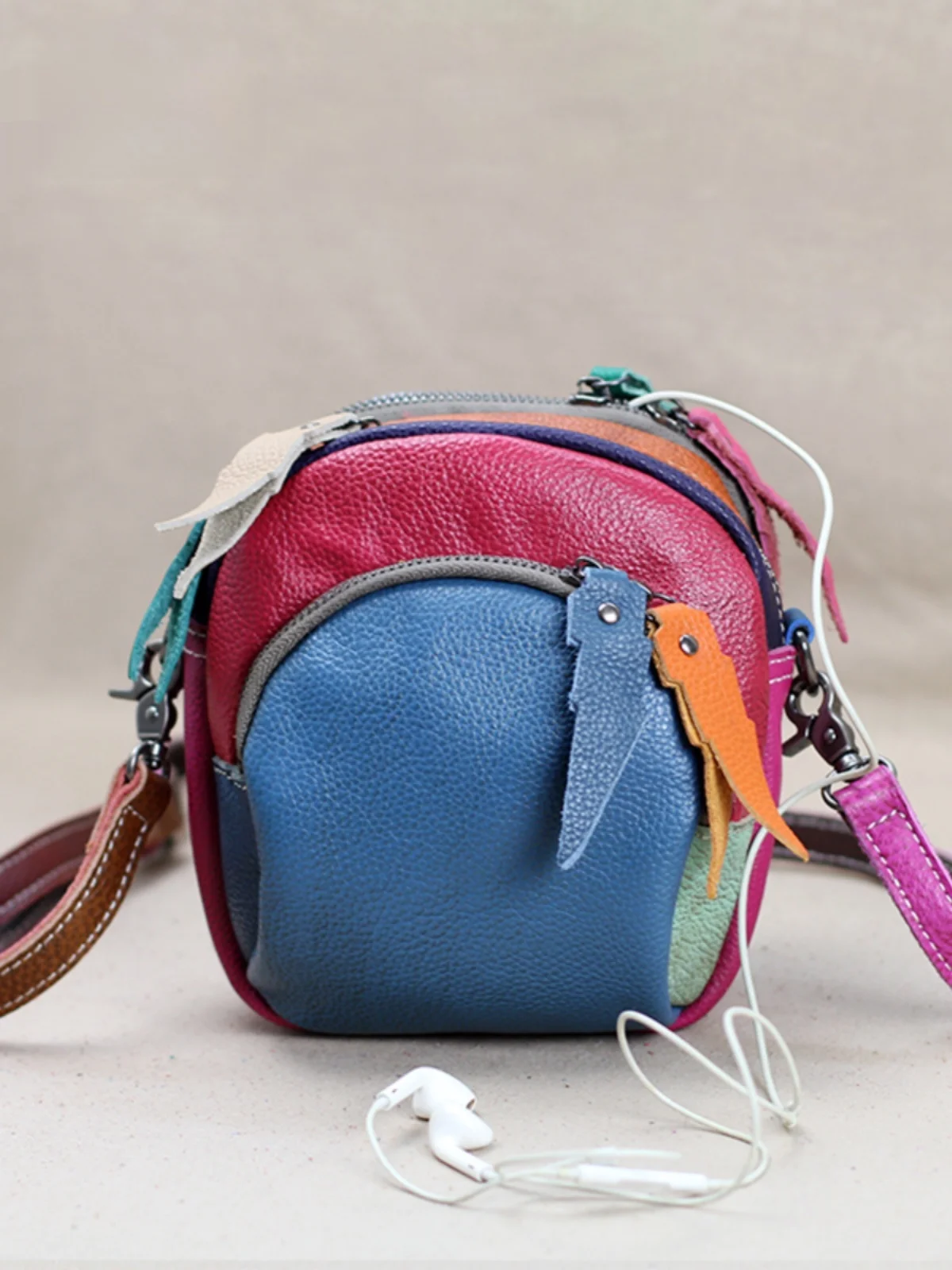 

Vintage Large Capacity Women's Crossbody Bag Soft Top Layer Cowhide Leather Quilted Mobile Phone Bag Youthful Style