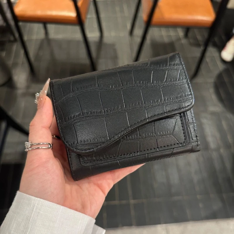 Korean Crocodile Pattern Short Wallet Multi Functional Card Bag New Fashionable High Beauty Female Foldable Multi Slot Wallet