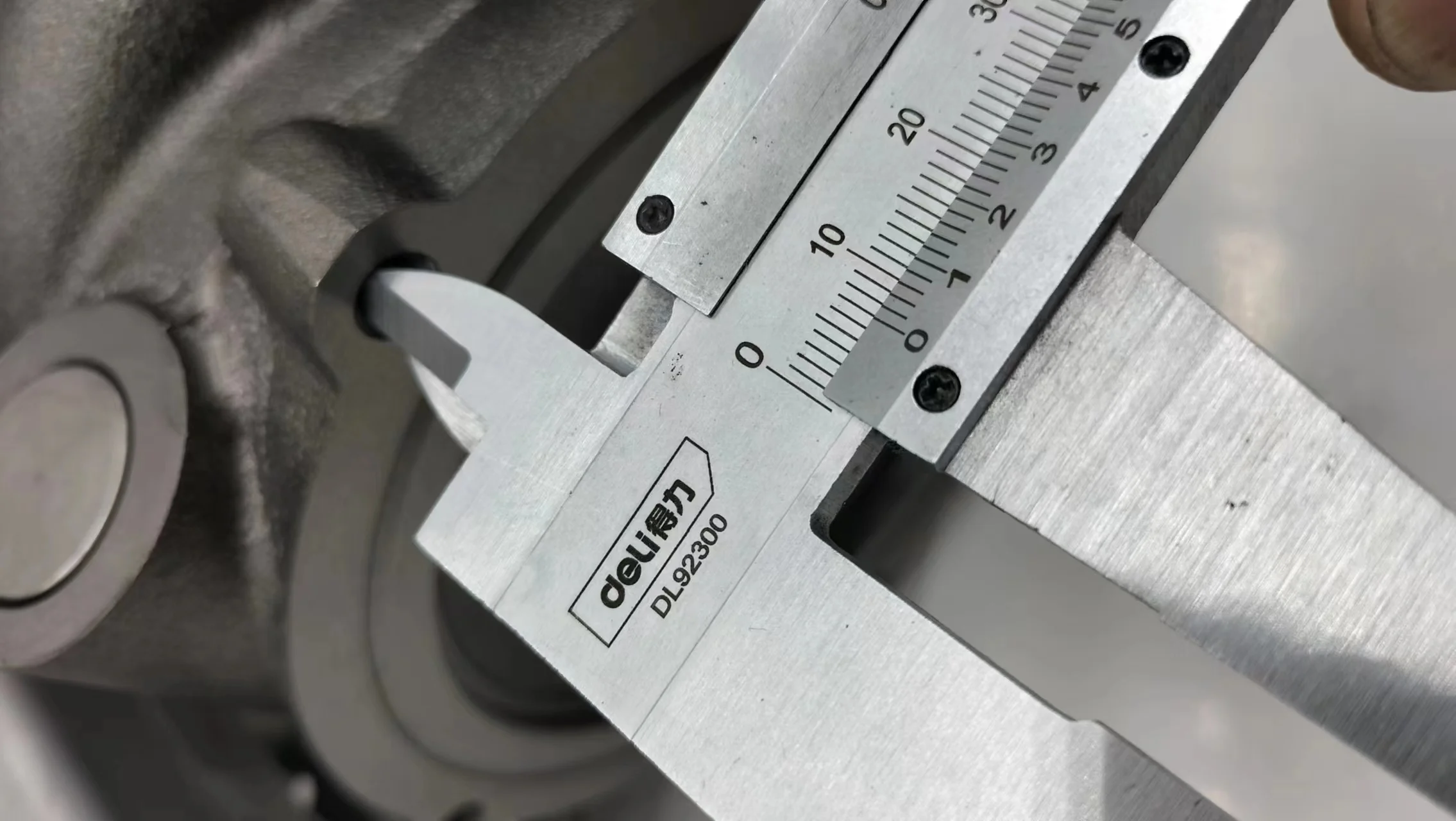 سيارة Cc 5350970 5604198 3798216 الشاحن التربيني HE200VG #5