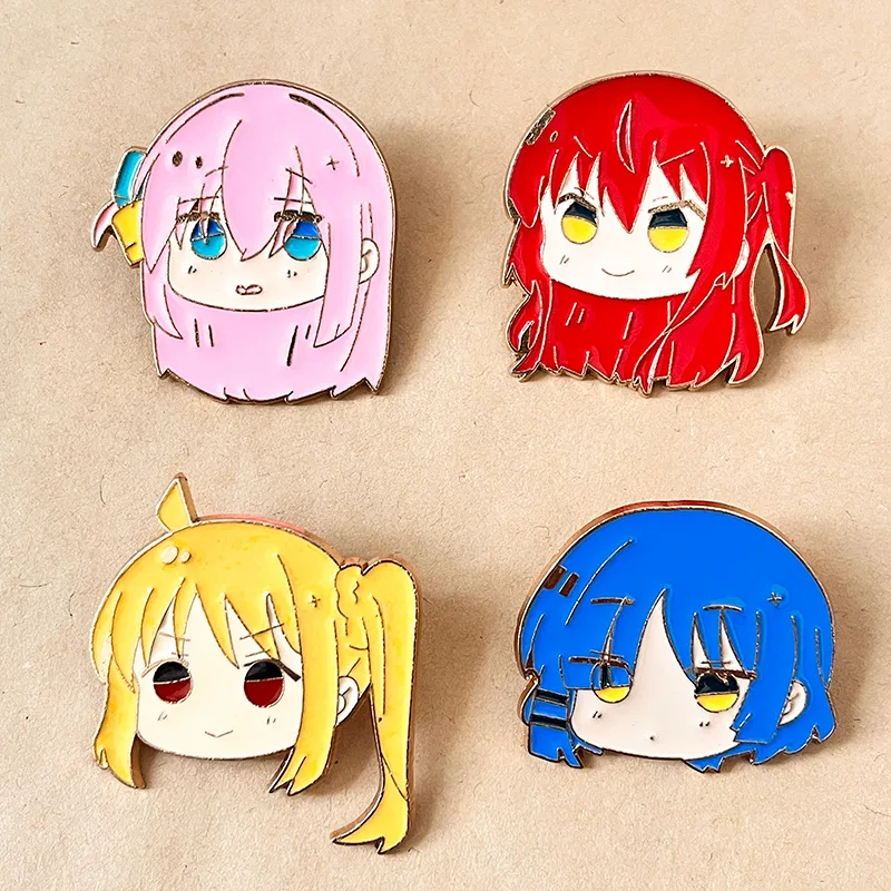 4 Stück BOCCHI THE ROCK Anime Cosplay Broschen Niedliche Charakter-Pins Kleidung Rucksack Revers-Abzeichen Mode-Schmuck Accessoires Geschenke