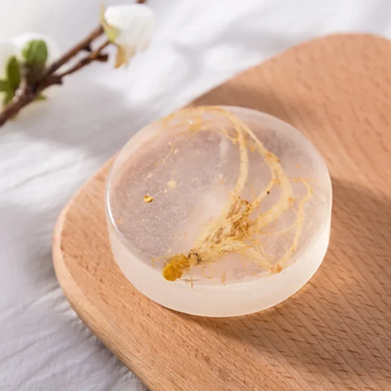 

Handmade Gold Foil Bitter Ginseng Soap with Essential Oils -Mite Removal Oil Control Skin Nourishment Face Wash for Clearer Skin