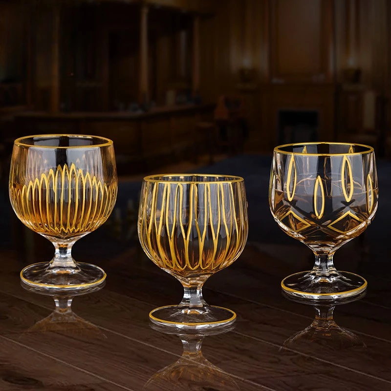 

2Pcs hot-selling light luxury glass red wine glass wine glass household gold-painted bantam cup big belly