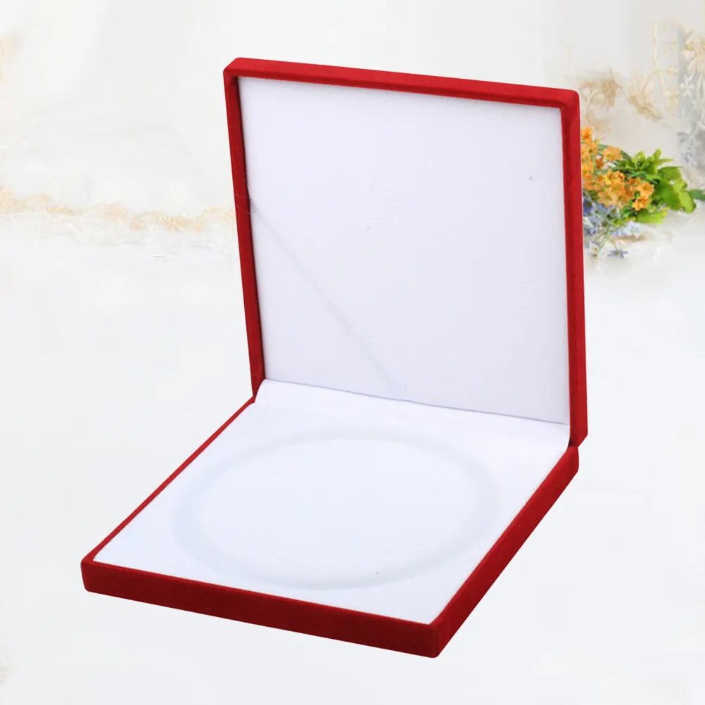 

Red Square Jewelry Case Premium Flocking Necklace Storage Box Portable Gift Packing Box Pearl Jewelry Holder for Proposal