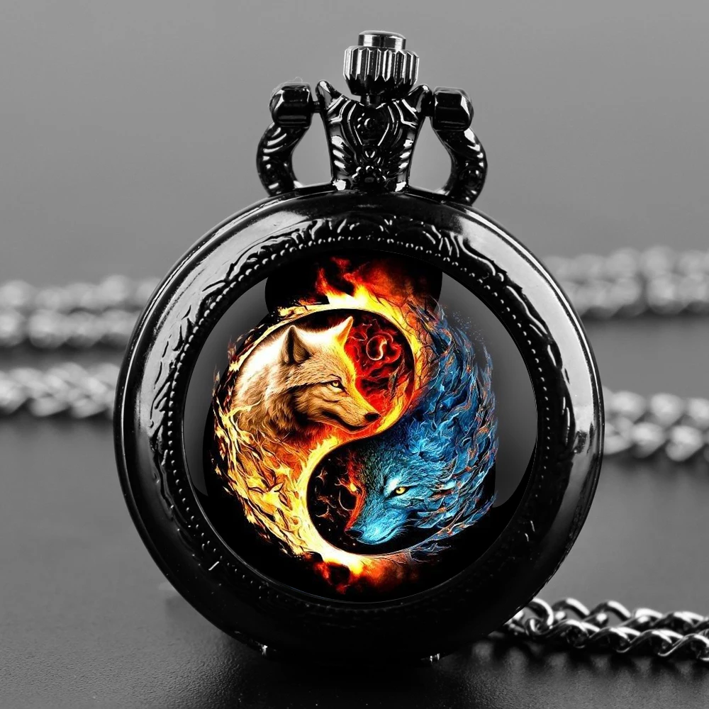 ساعة جيب كوارتز سوداء على شكل قبة زجاجية من Yin-Yang Wolf مع قرص أرقام عربية وسلسلة متينة هدية كلاسيكية للرجال والنساء