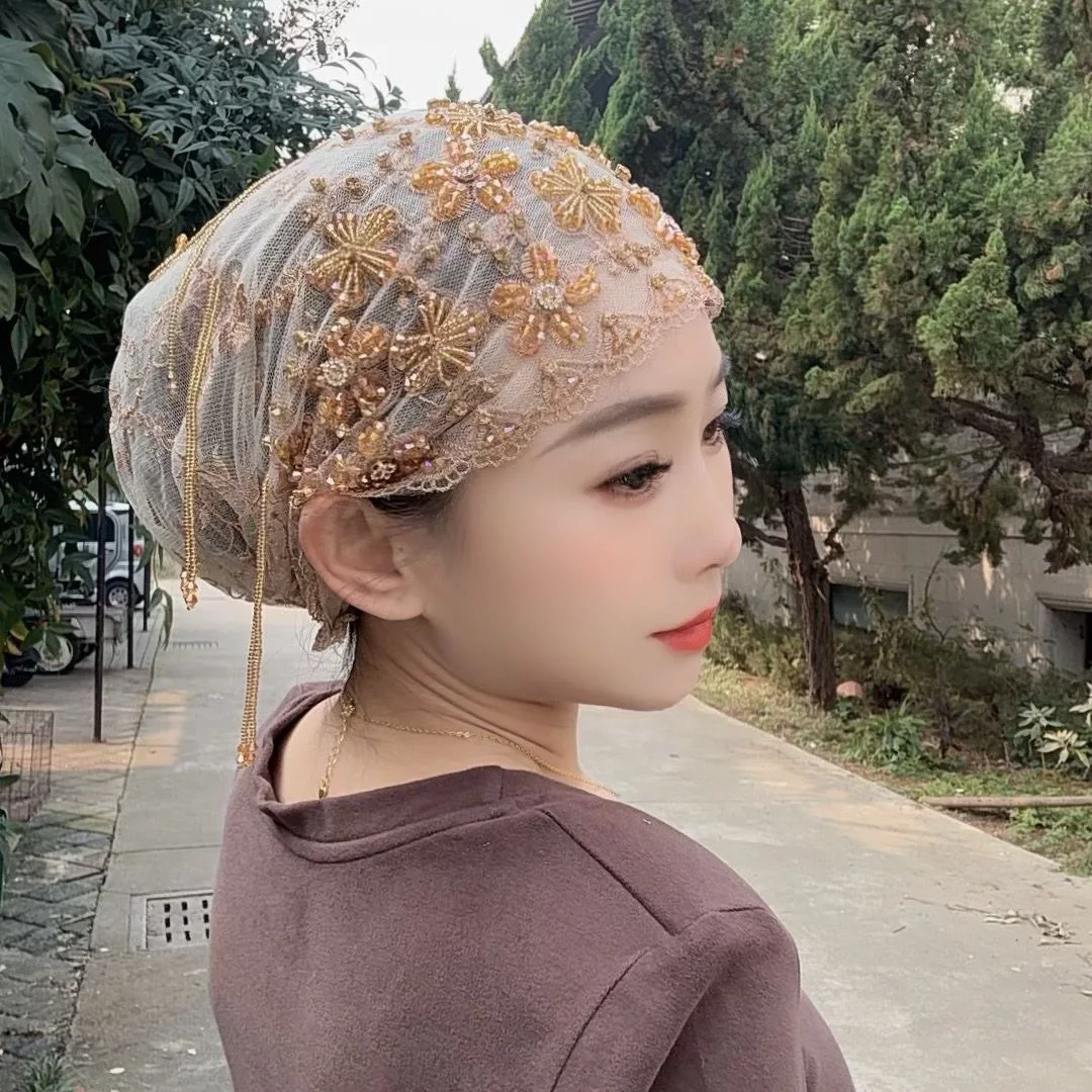 Berretto Hijab istantaneo in pizzo con diamanti e perline fatte a mano