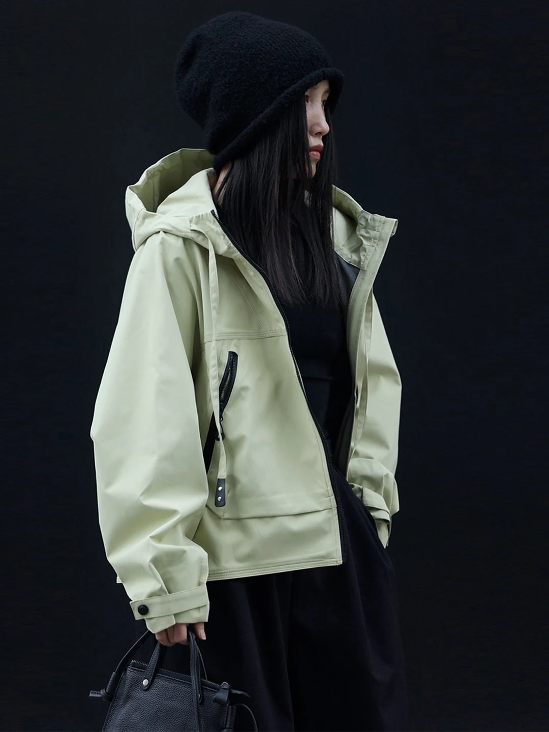 

Spring Autumn 2026 Women's Loose Fit Ultra-ort Casual Hooded Windbreaker Jaet een Faionable Windproof Coat