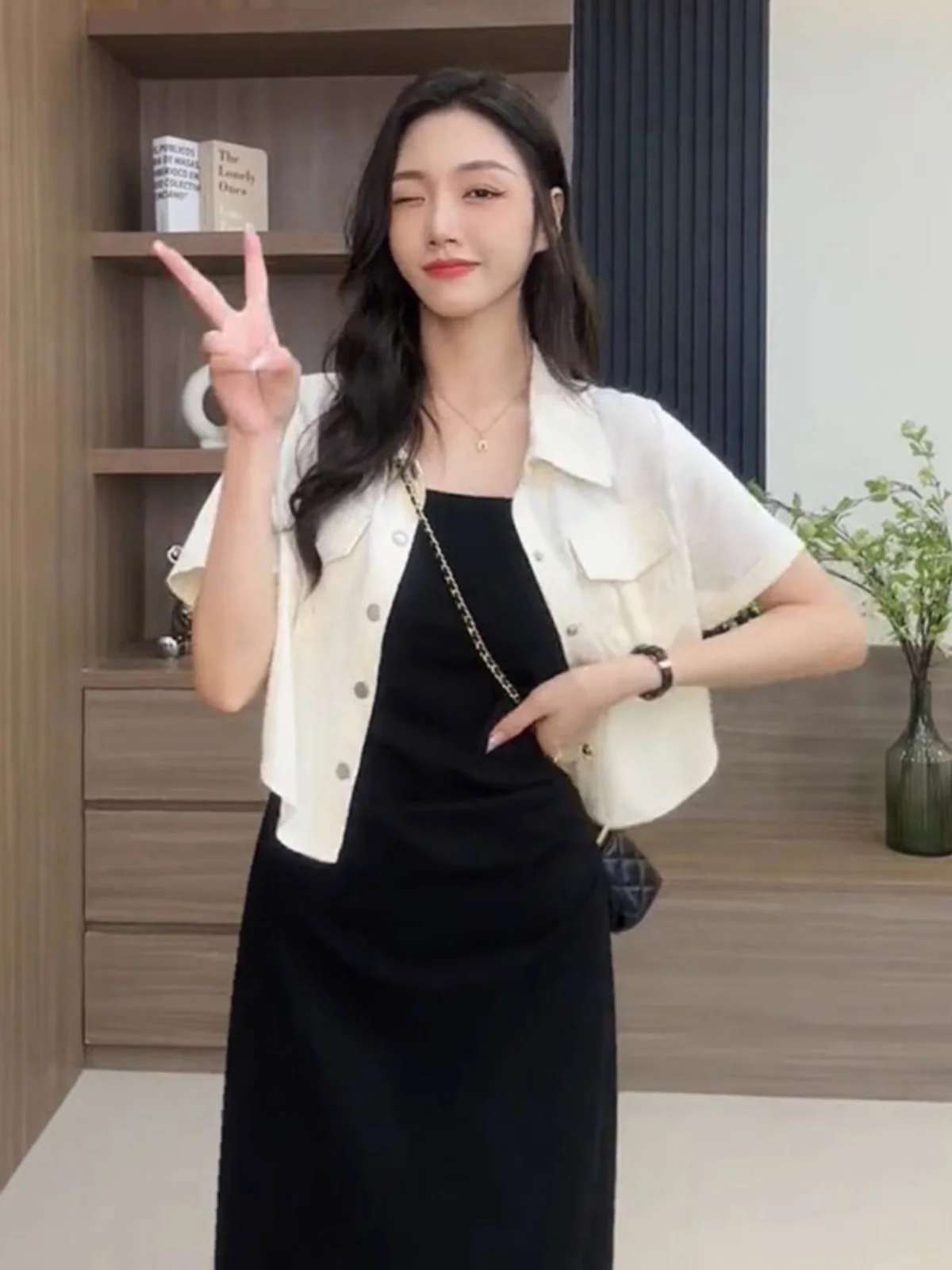 

Женская легкая летняя накидка-кардиган из ледяного шелка с коротким рукавом, в корейском стиле, свободного кроя, для повседневной носки