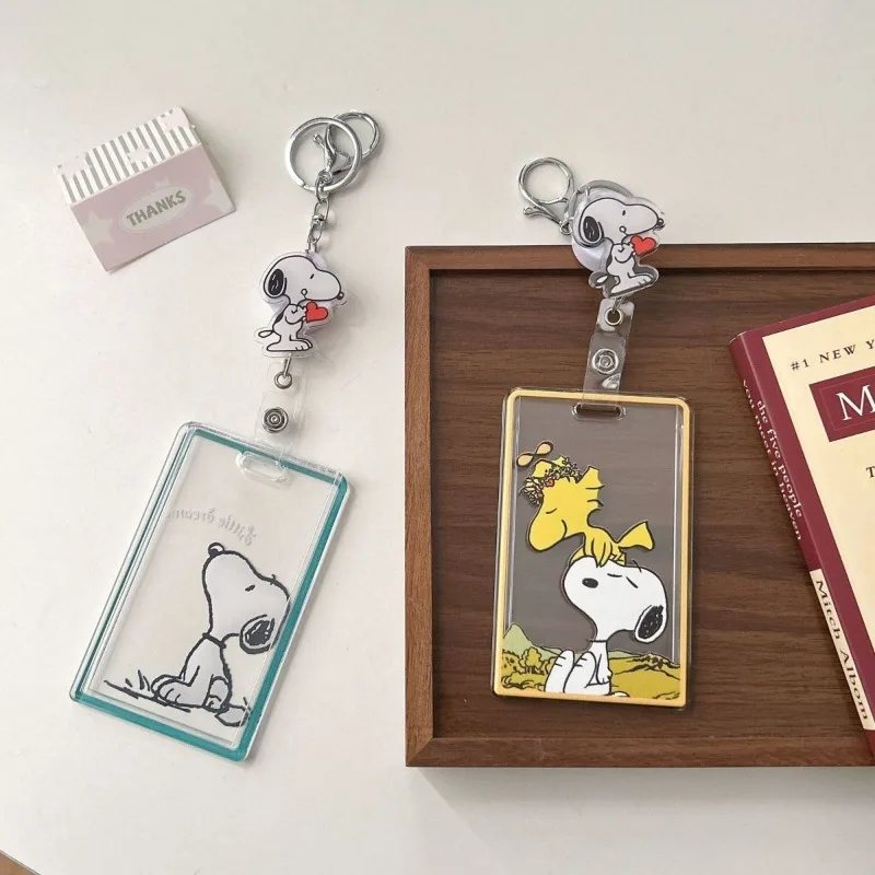 Nuovo Snoopy animazione periferica telescopica copertina della carta portachiavi cartone animato bus pasto carta custodia di protezione della carta scolastica all'ingrosso