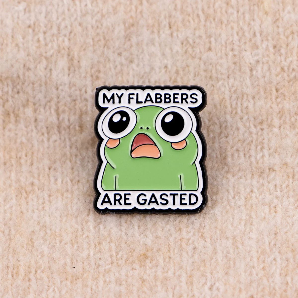 Pin esmaltado de rana con frases – Broche para solapa o mochila - imagen 4