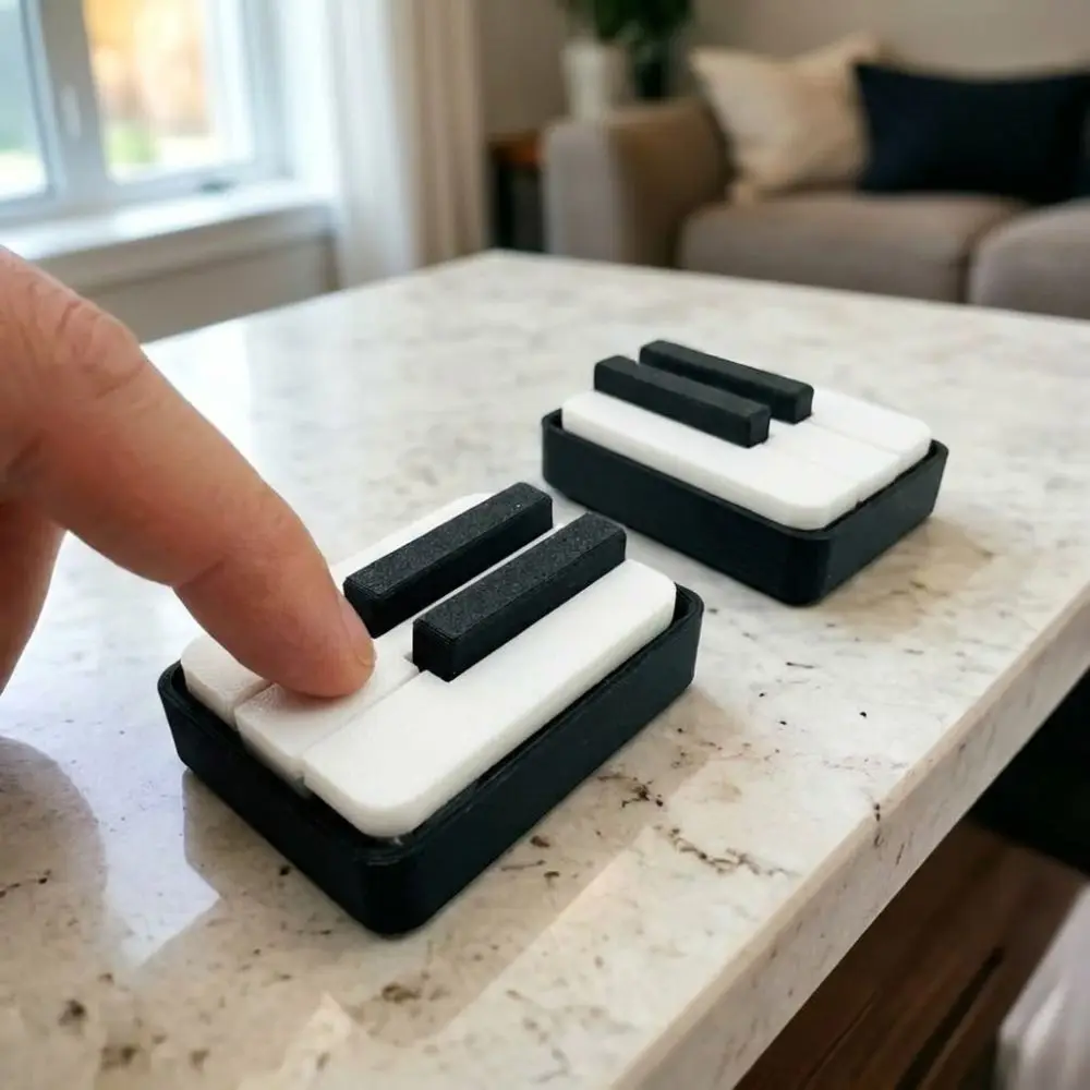 3D Printed Piano Stress Clicker Keychain 5-key Press Click Sound Effect Piano Keyboard Clicker Plastic Novelty