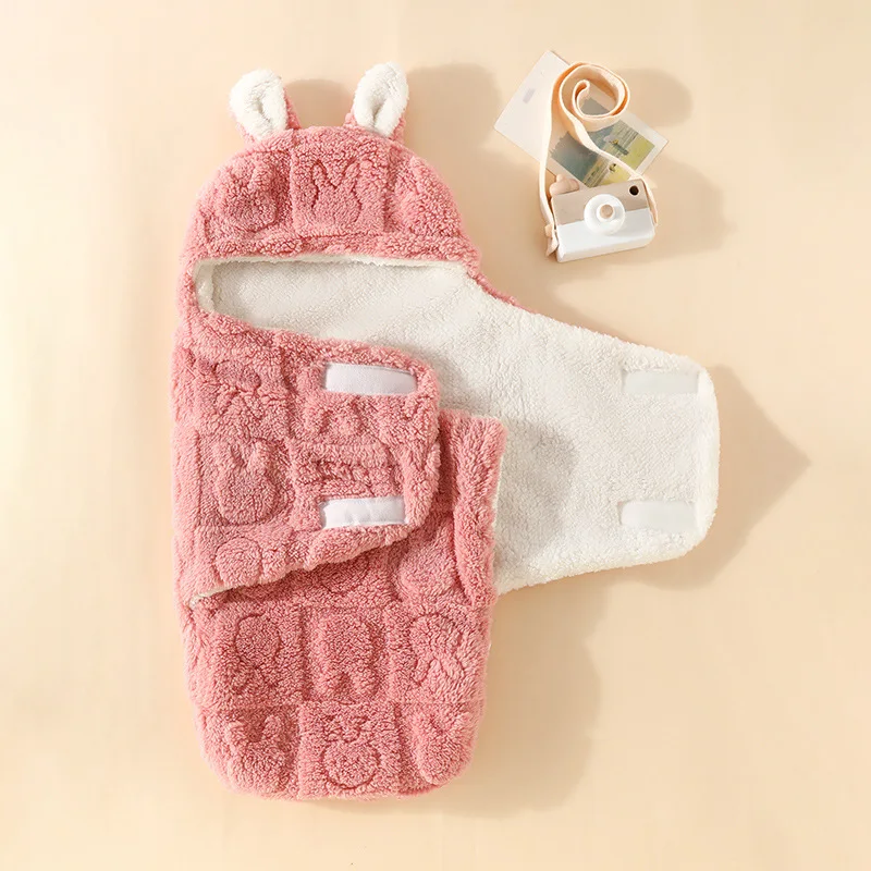 الوليد الطفل لحاف الخريف الشتاء نمط الكرتون غرفة واحدة حزمة ملفوفة غطاء لحاف الحيوان نمط لون نقي المخملية المواد