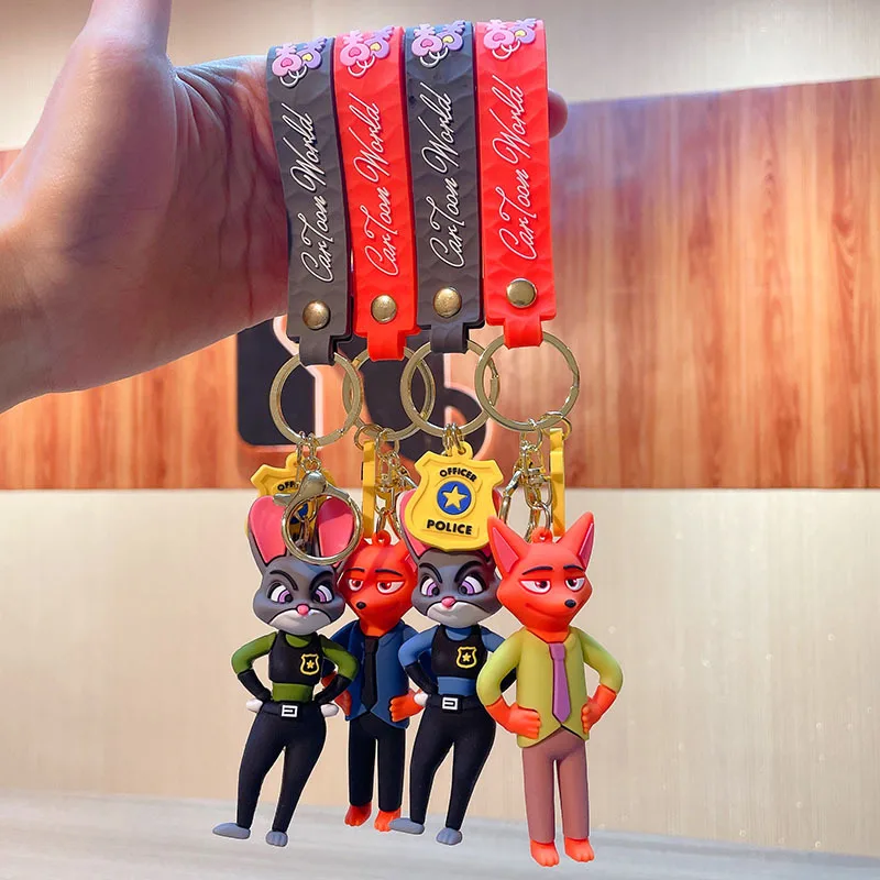 Disney Cartoon Keychain Crazy Animal City Cute Rabbit Police Officer Judy Fox Nick Figur Keyring Fashion Couple Bag Ornament