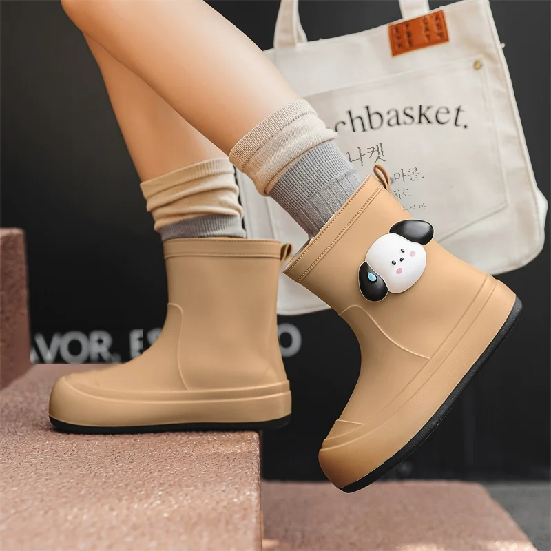 일본과 한국 만화 여성 장화 성인 방수 미끄럼 방지 장화 학생 야외 기모 따뜻한 물 신발 짧은 튜브 고무 신발 