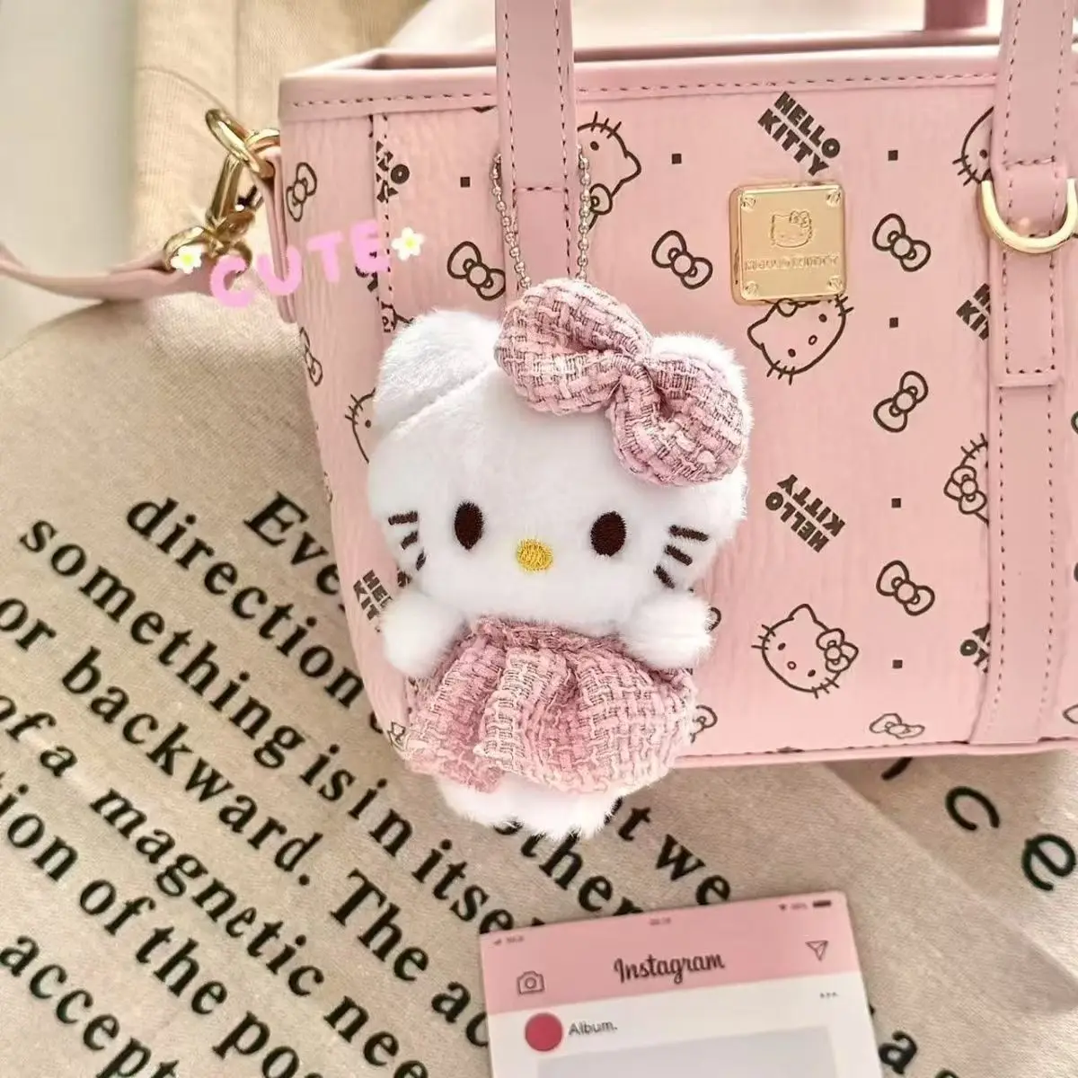New Style Sanrio Hello Kitty Cute Girl Angel KT Wings Skirt Bag Pendant Keychain Girlfriend Backpack Girl Gift Pendant