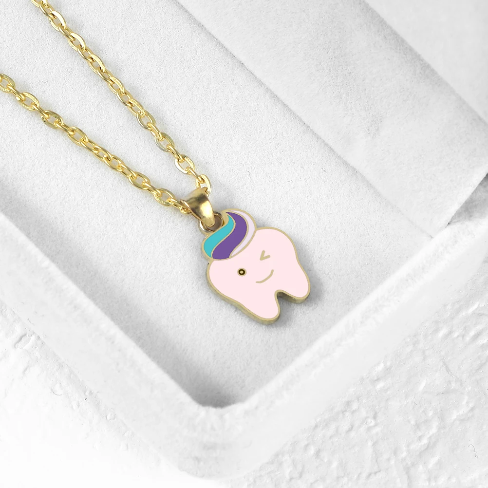 Children Teeth Toothpaste Necklaces Cartoon Healthy Tooth Smiling Gold Color Chain Pendant Jewelry Funny Gifts for Doctor Nurses