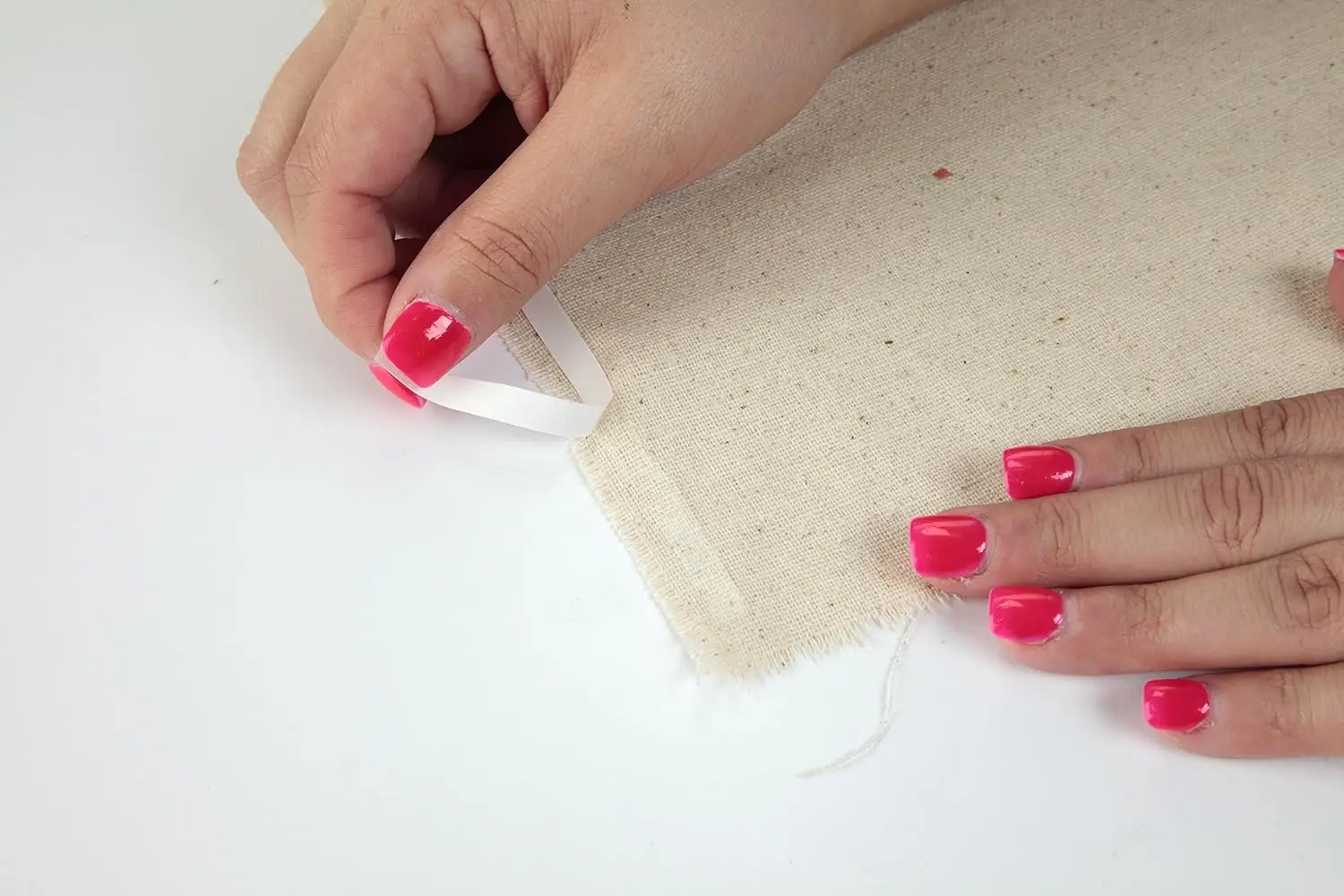 Cinta de fusión de tela, "Rollo de cinta de tela permanente de 5/8"