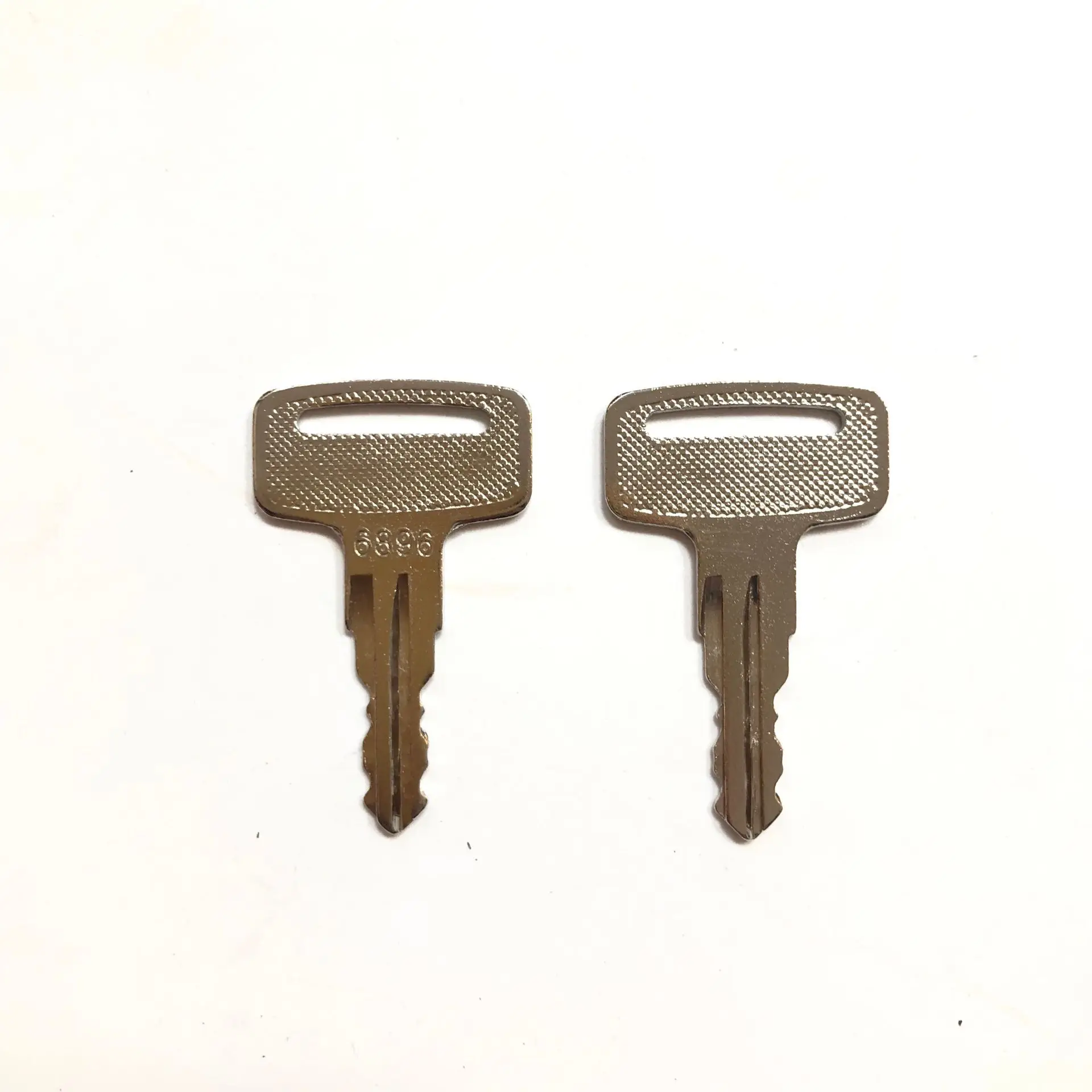 2 Piece 6896 Ignition key for Wacker Neuson Roller Heavy Equipment Landpride Zero Mwr160431