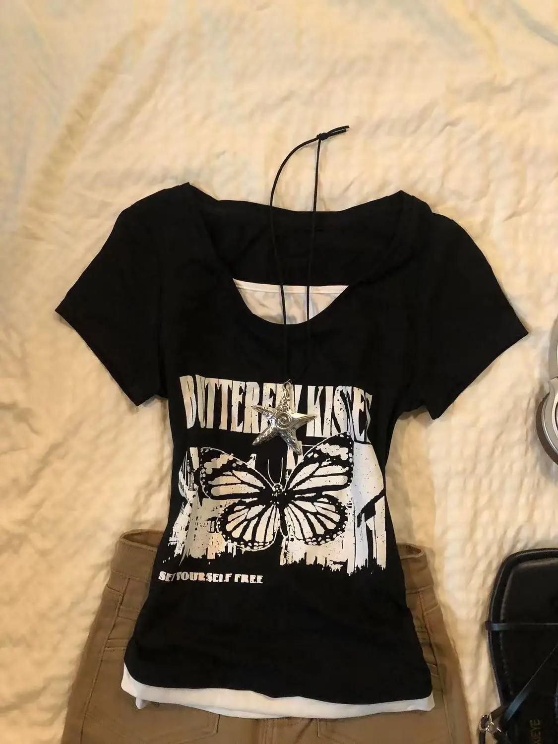 Camiseta gótica con estampado de letras negras para mujer, ropa Vintage de los años 90, Top corto Y2k, ropa de calle, camisetas de subcultura Punk