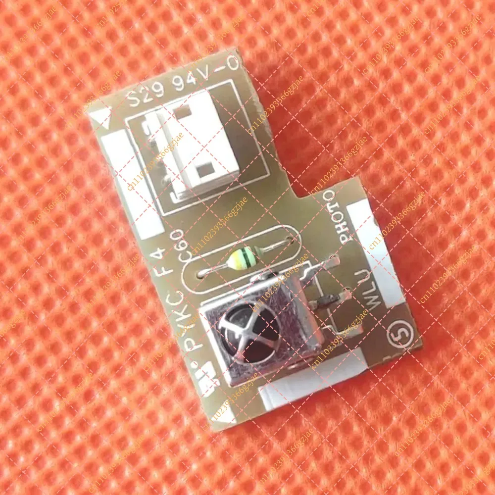 3P145629-1 Remote Control Receiver Board Temperature Sensor for Daikin FTXS35HV2CW KFR-35G/BP, Replacement AC Part